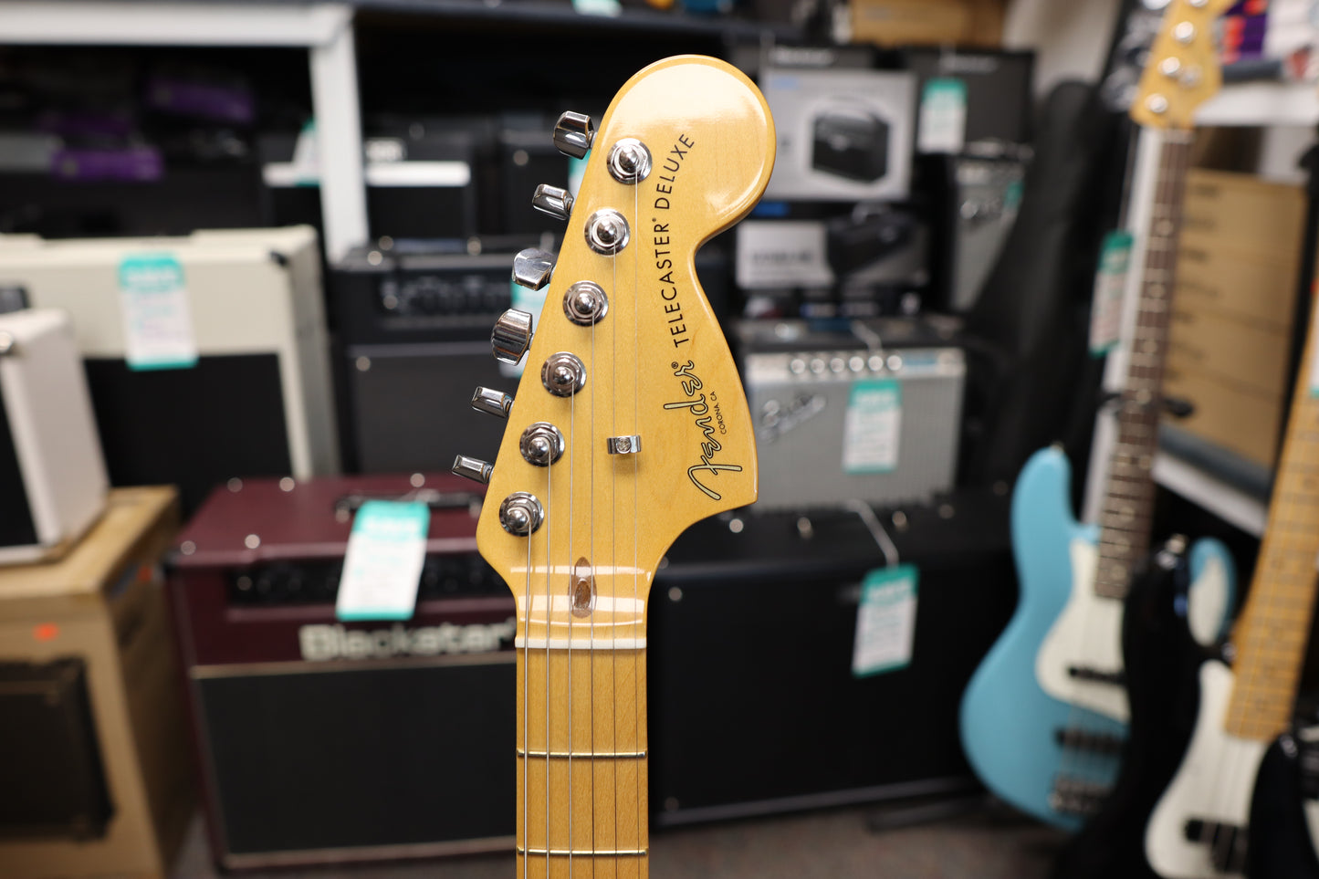 Fender American Professional II Telecaster® Deluxe, Maple Fingerboard, Mystic Surf Green