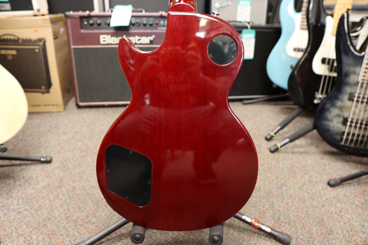 Gibson Les Paul Studio 2023 Wine Red