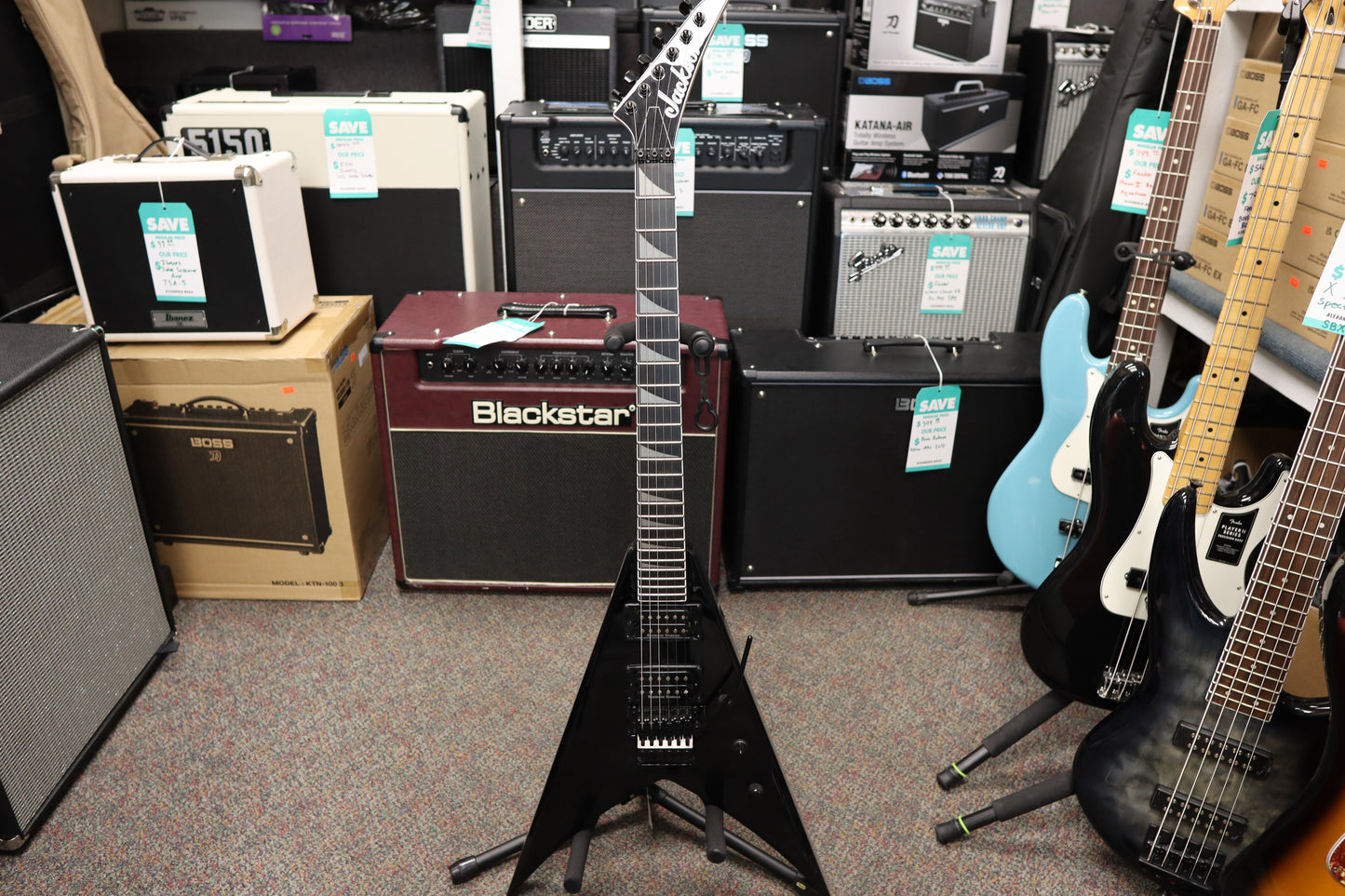 Jackson Pro Series King V™ KV, Ebony Fingerboard, Gloss Black