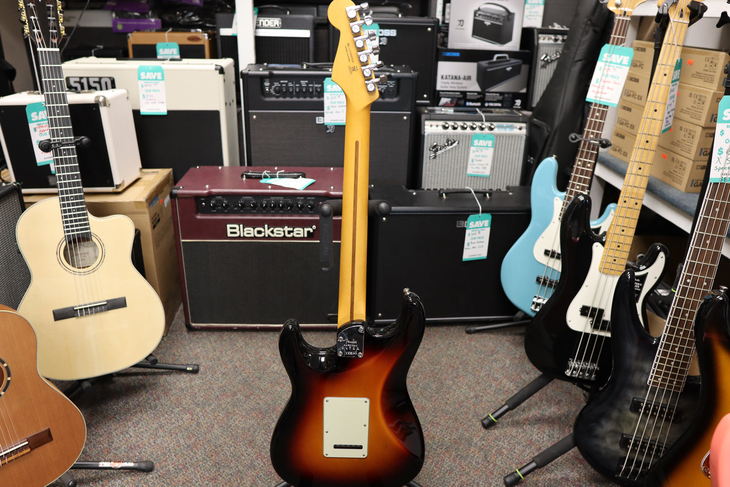 Fender American Ultra Stratocaster®, Rosewood Fingerboard, Ultraburst