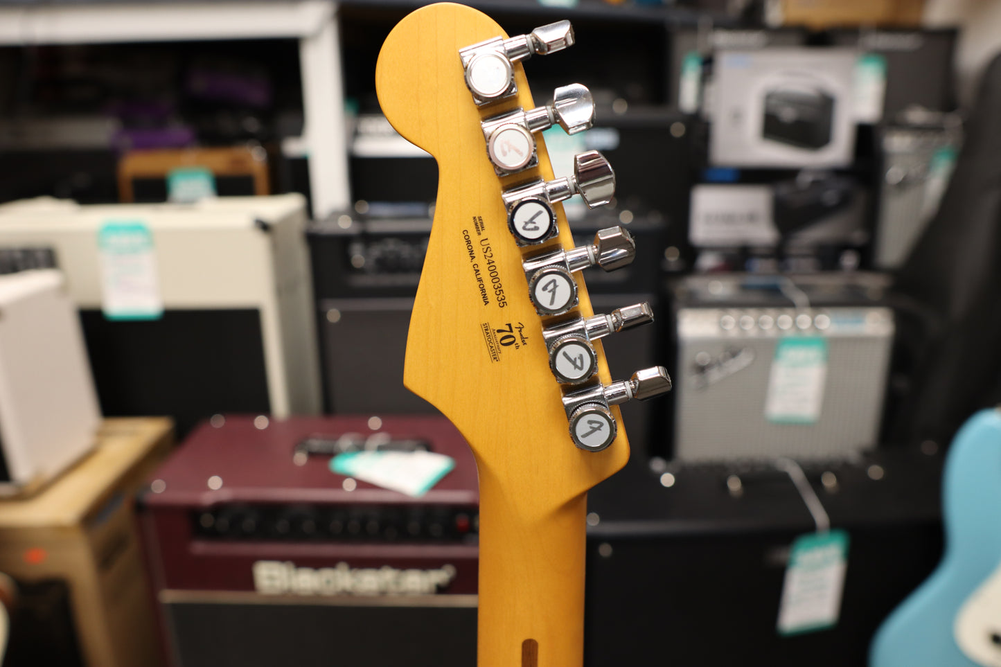 Fender American Ultra Stratocaster®, Rosewood Fingerboard, Ultraburst