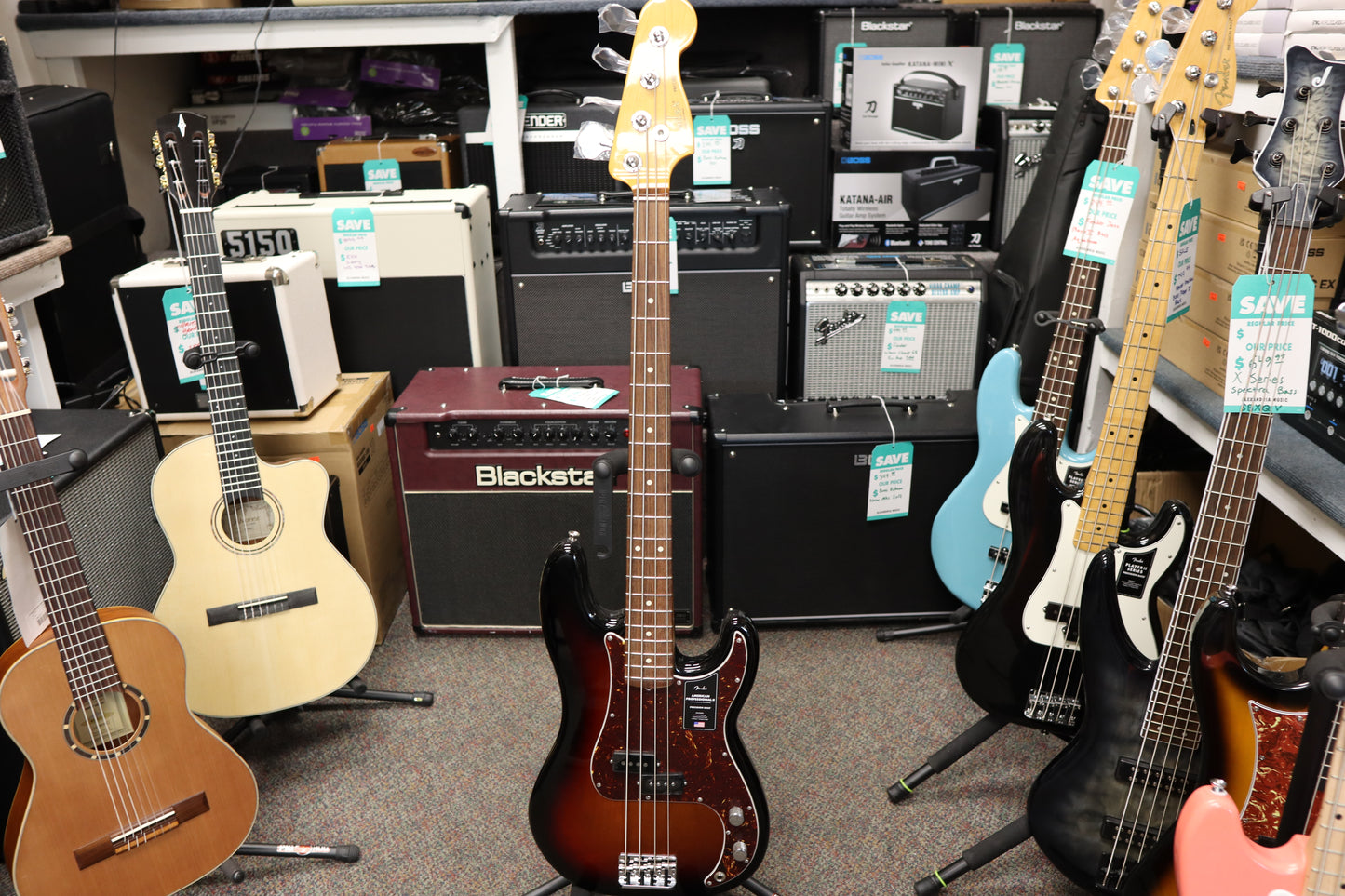 Fender American Professional II Precision Bass®, Rosewood Fingerboard, 3-Color Sunburst