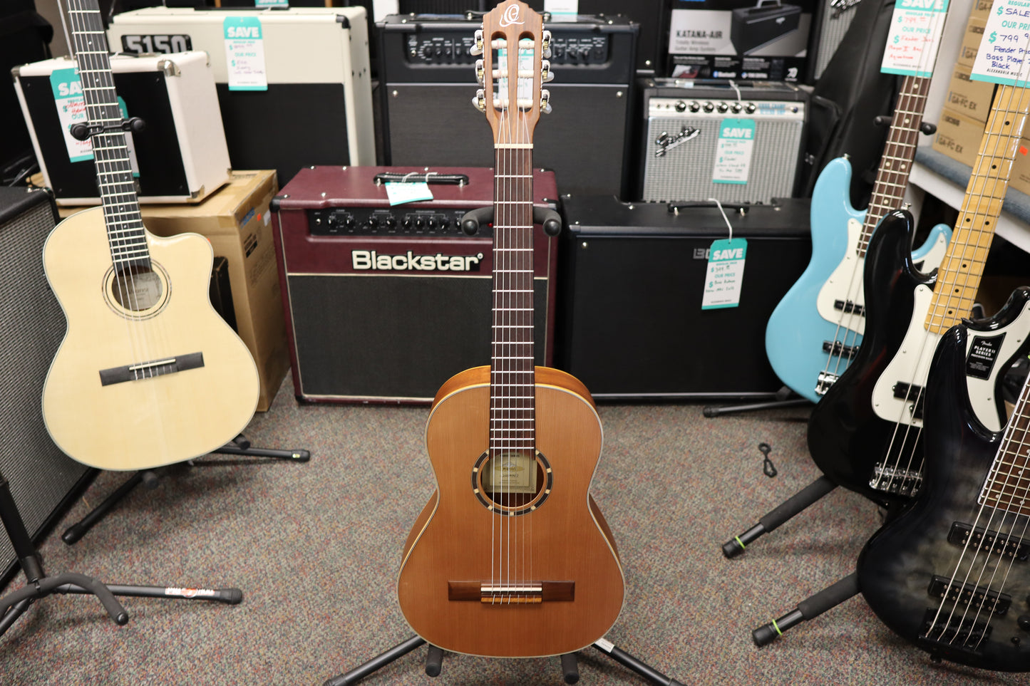 Ortega Family Series 1/2 Size Guitar Cedar/ Mahogany Natural - R122-1/2