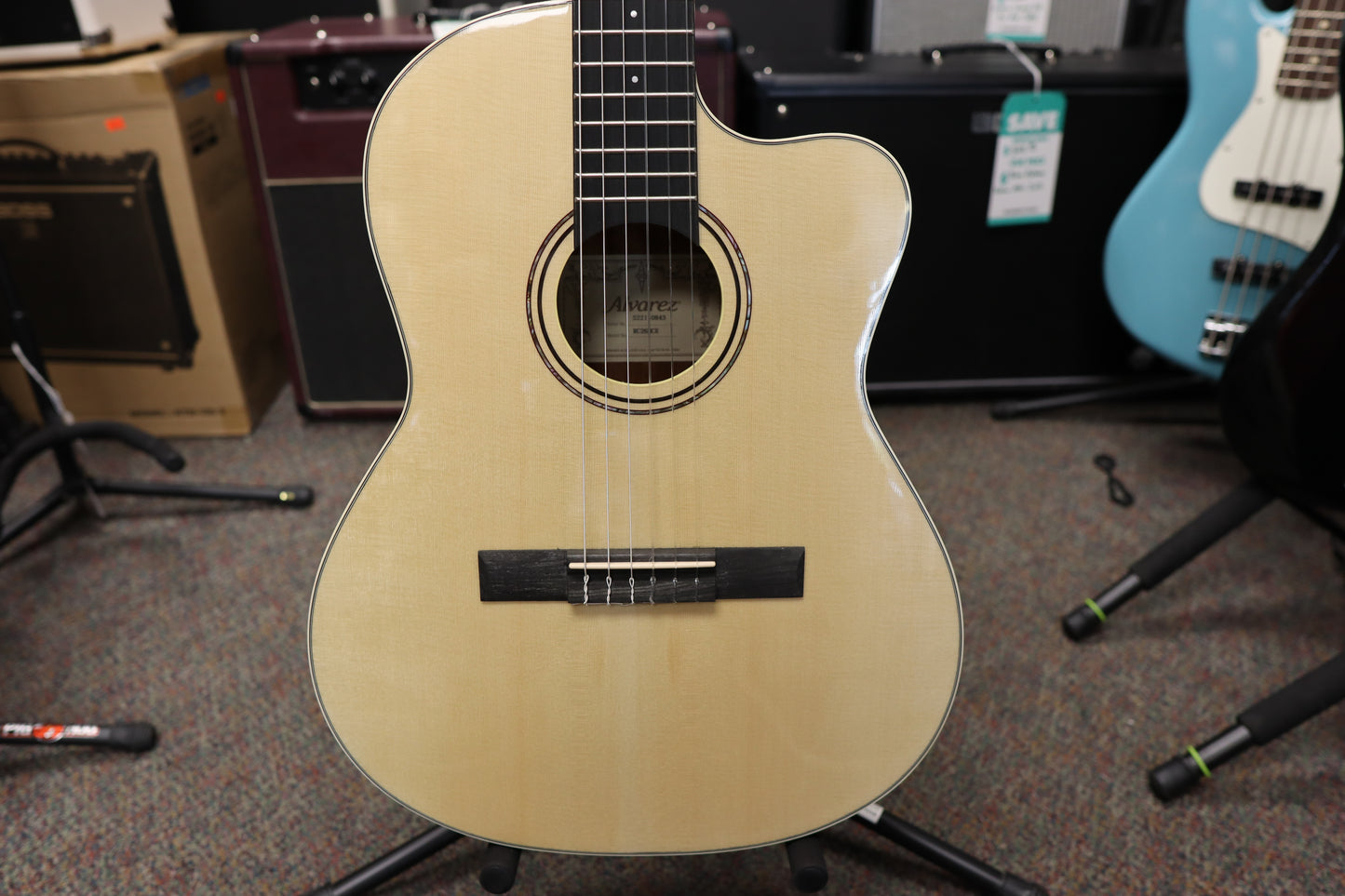 Alvarez RC26HCE Regent Classical Guitar