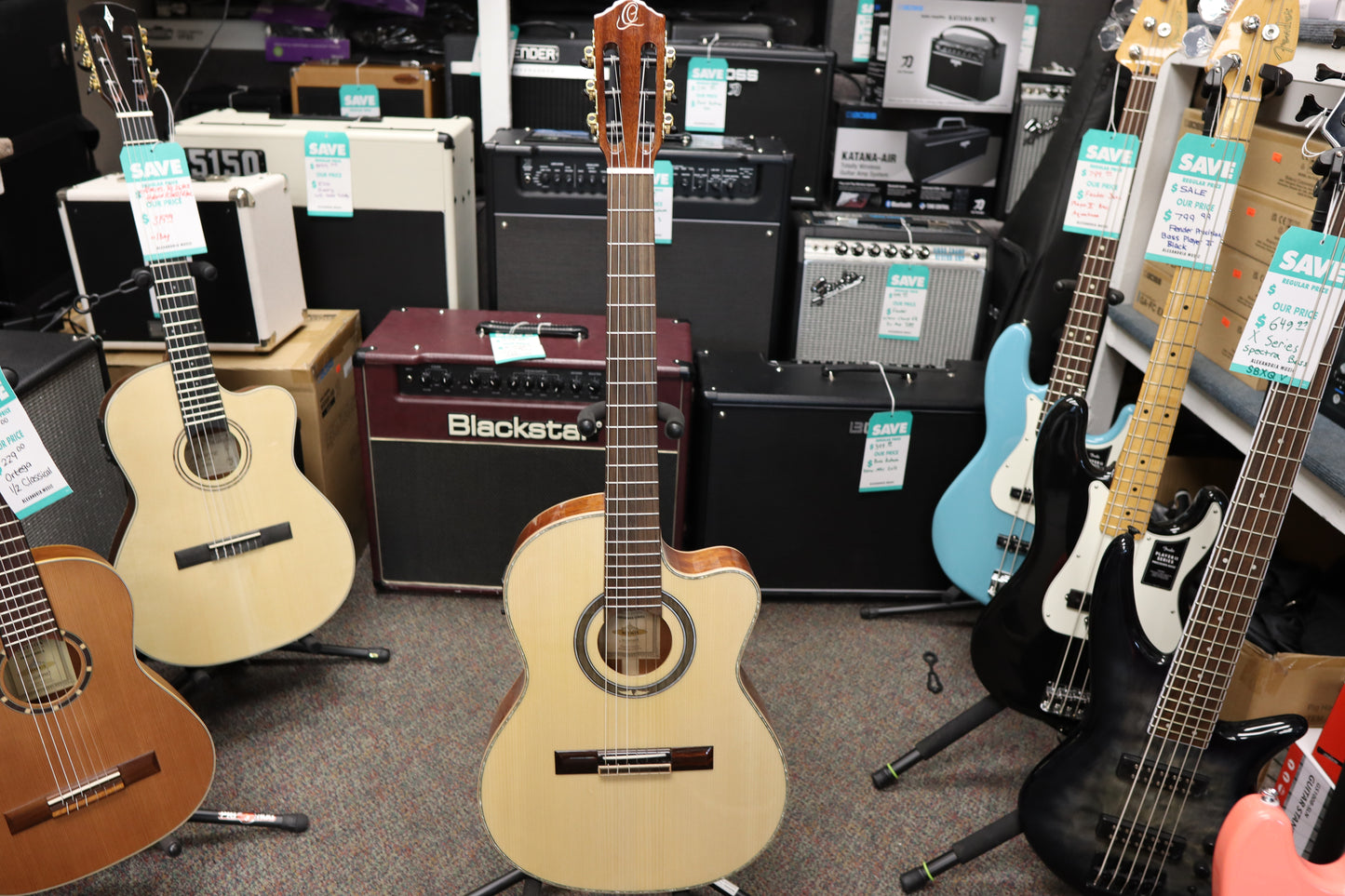 Ortega RCE138-T4 Performer Series Solid Top Thinline Crossover Acoustic-Electric Nylon Classical Guitar w/Bag, Right Handed