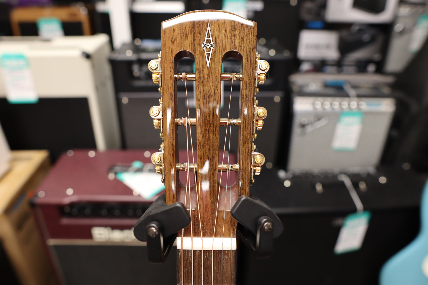 Alvarez MPA66SHB Masterworks Series Acoustic Guitar - Natural