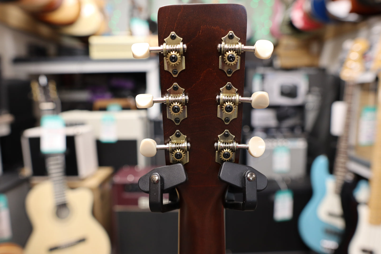 Art & Lutherie Legacy Bourbon Burst