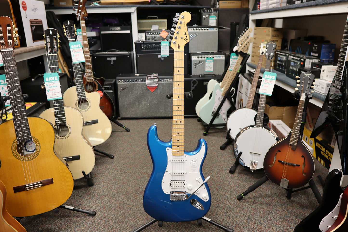 Fender Standard Stratocaster® HSS, Maple Fingerboard, White Pickguard, Aqua Marine Metallic