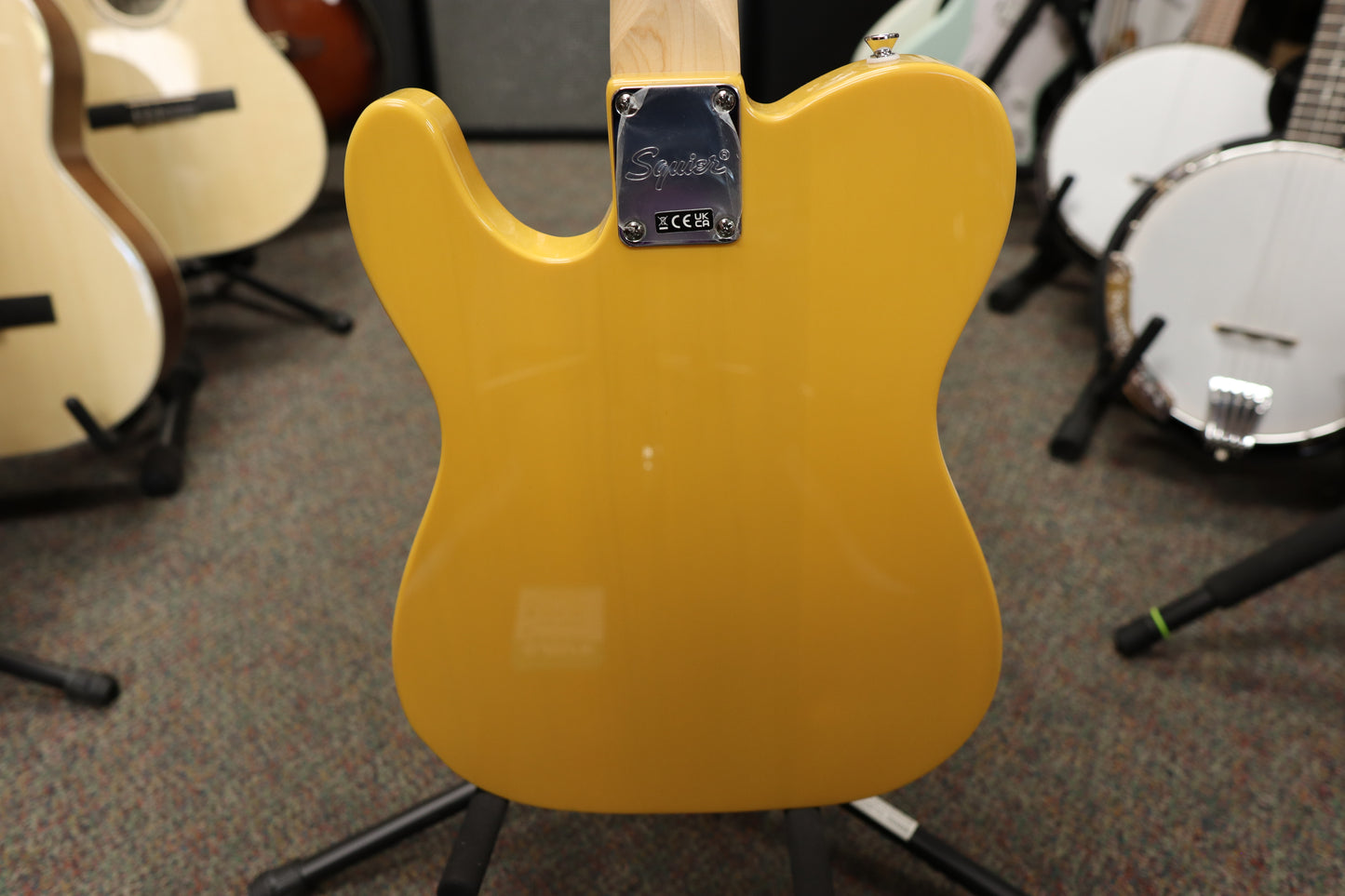 Squier Sonic® Telecaster®, Maple Fingerboard, Black Pickguard, Butterscotch Blonde