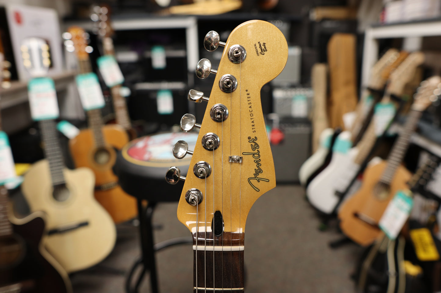 Fender Player II Stratocaster® HSS, Rosewood Fingerboard, White Blonde