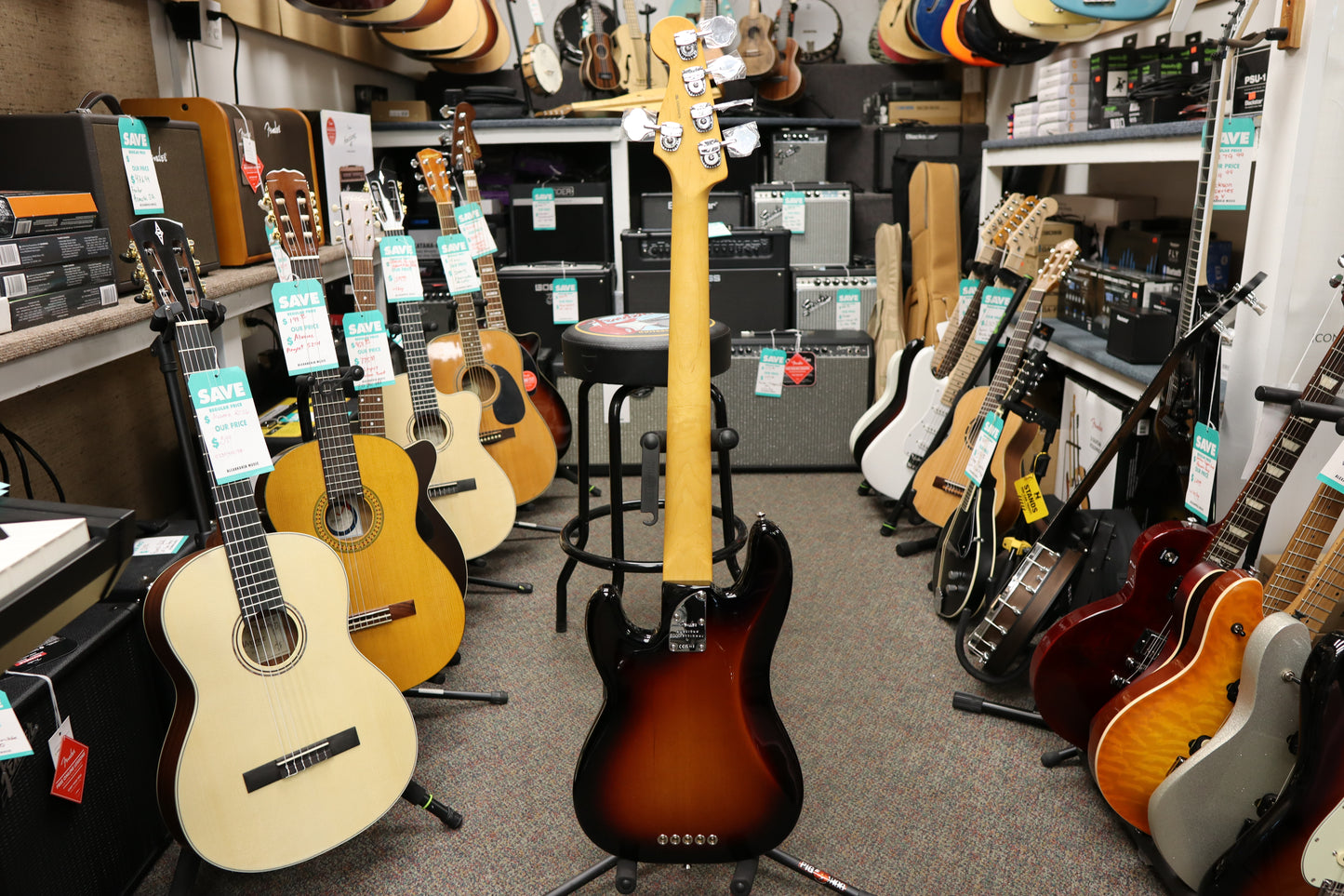 Fender American Professional II Precision Bass® V, Rosewood Fingerboard, 3-Color Sunburst