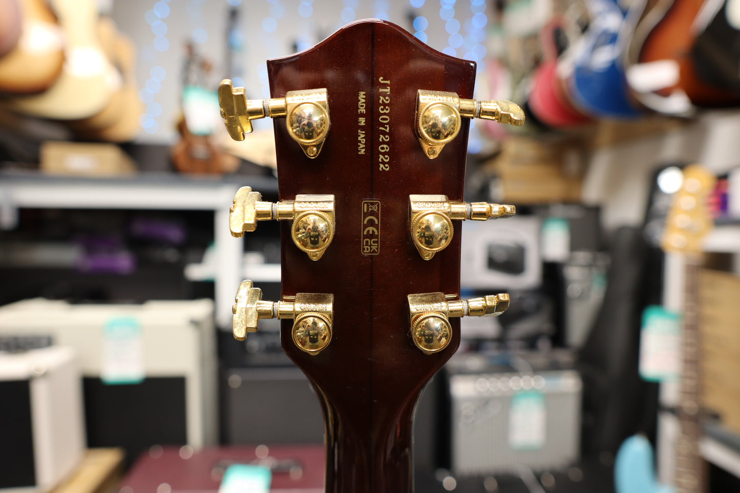 Gretsch G6122TG Players Edition Country Gentleman® Hollow Body with String-Thru Bigsby® and Gold Hardware