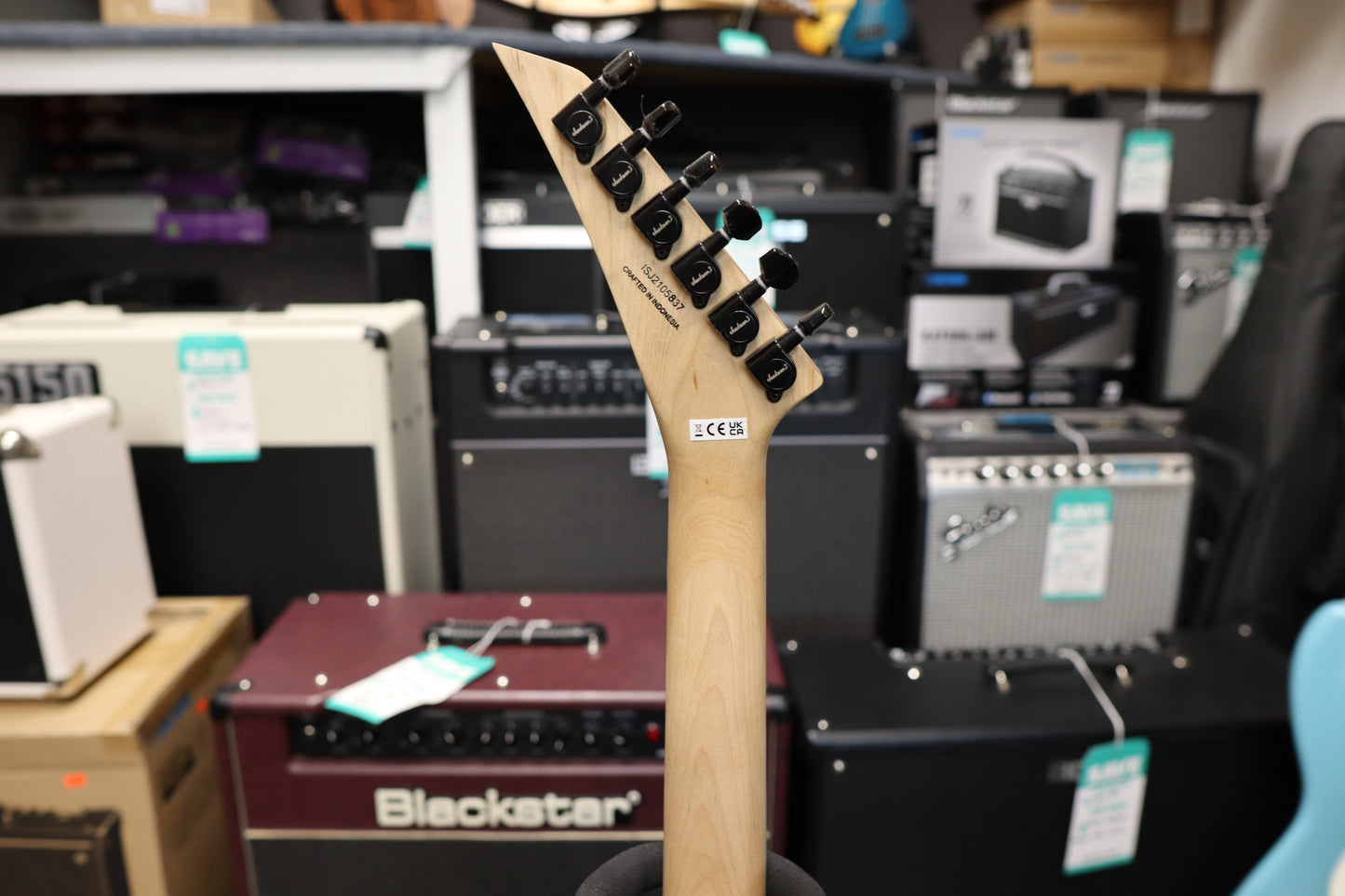 Jackson Pro Series King V™ KV, Ebony Fingerboard, Gloss Black