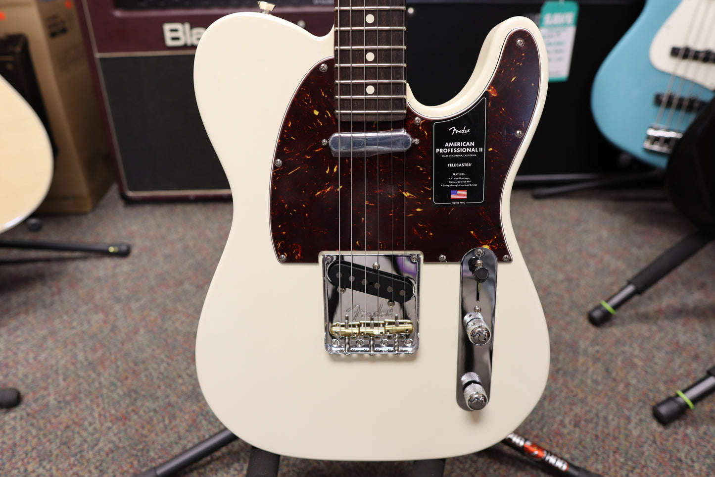 Fender American Professional II Telecaster®, Rosewood Fingerboard, Olympic White