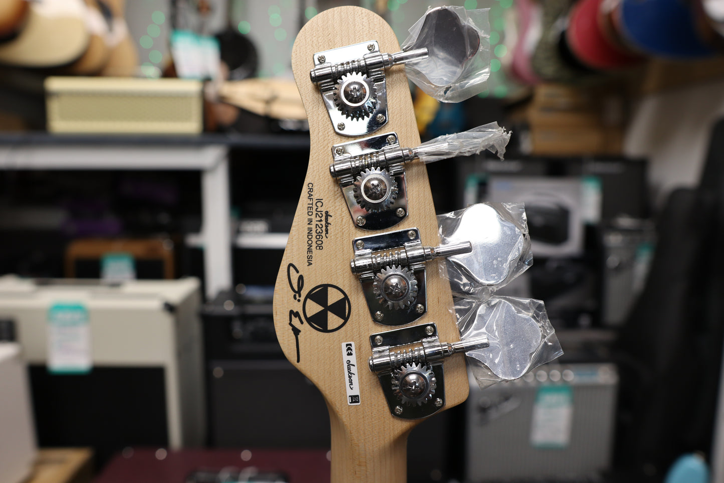 Jackson X Series Signature David Ellefson Concert™ Bass CBXM IV, Maple Fingerboard, Snow White