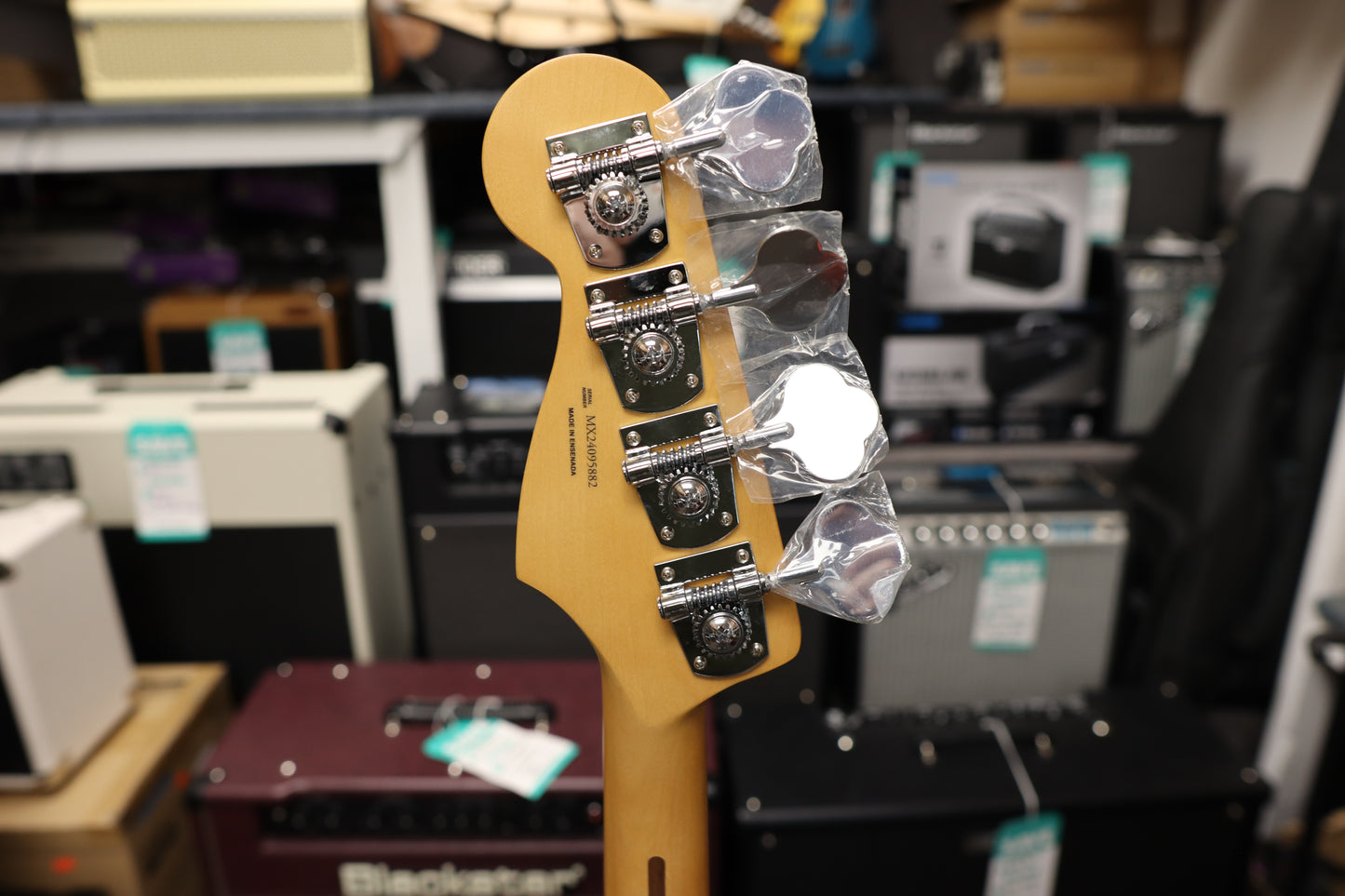 Fender Player II Jazz Bass®, Rosewood Fingerboard, Aquatone Blue