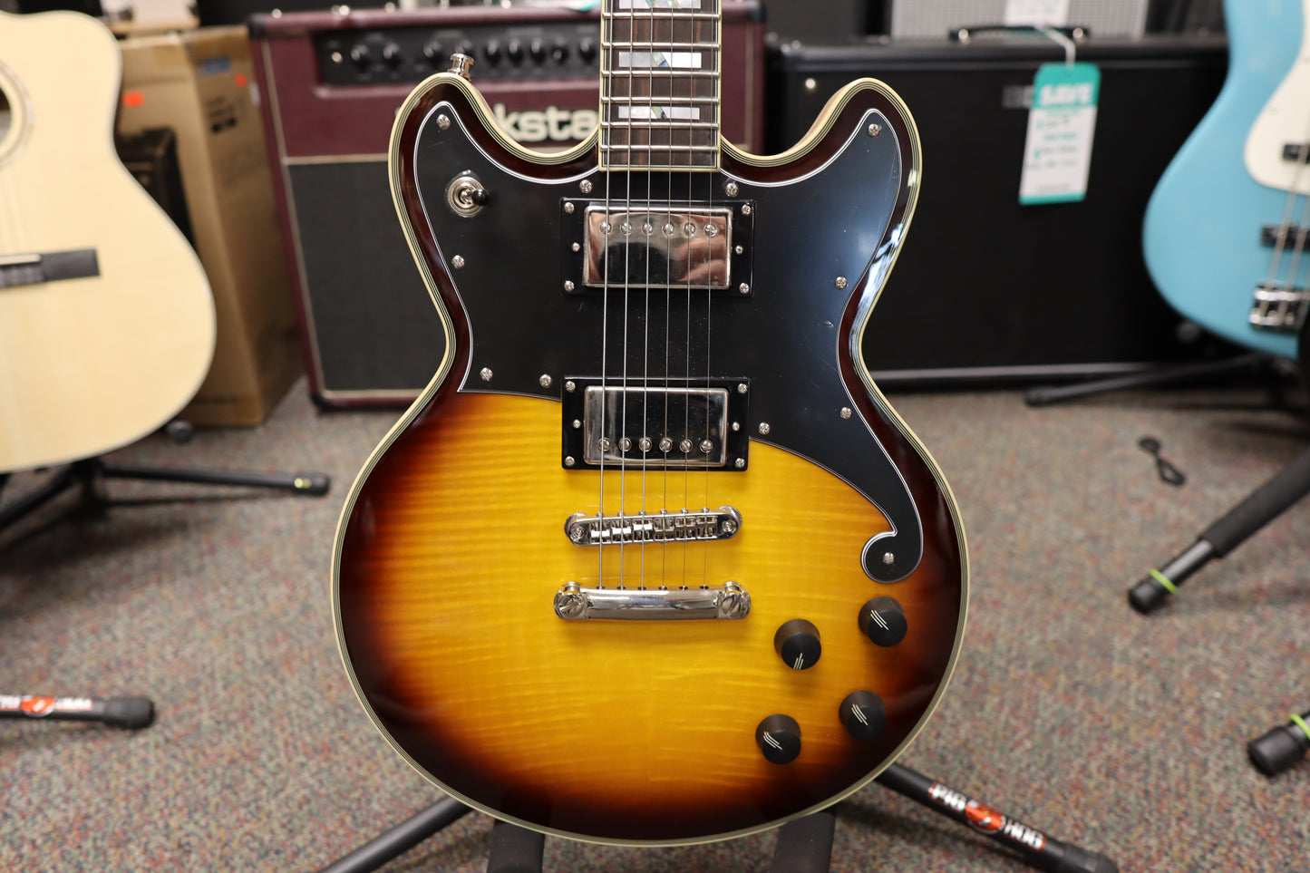 D'Angelico Deluxe Brighton Electric Guitar - Vintage Sunburst with Stopbar Tailpiece