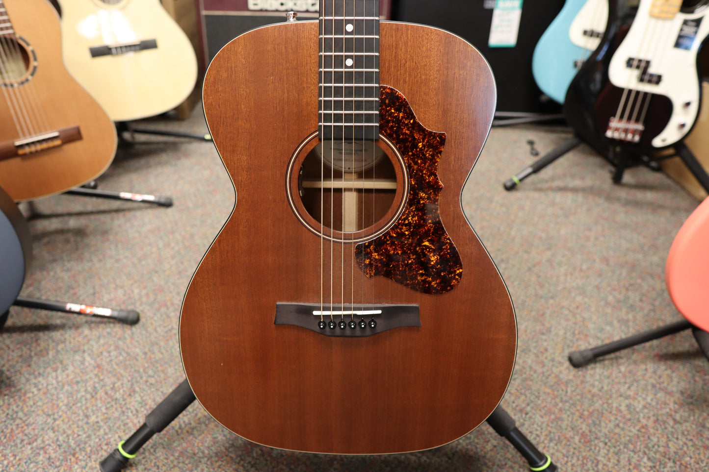 Godin Metropolis Composer LR Baggs Element