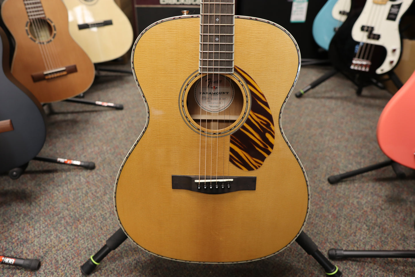 Fender PO-220E Orchestra, Ovangkol Fingerboard, Natural