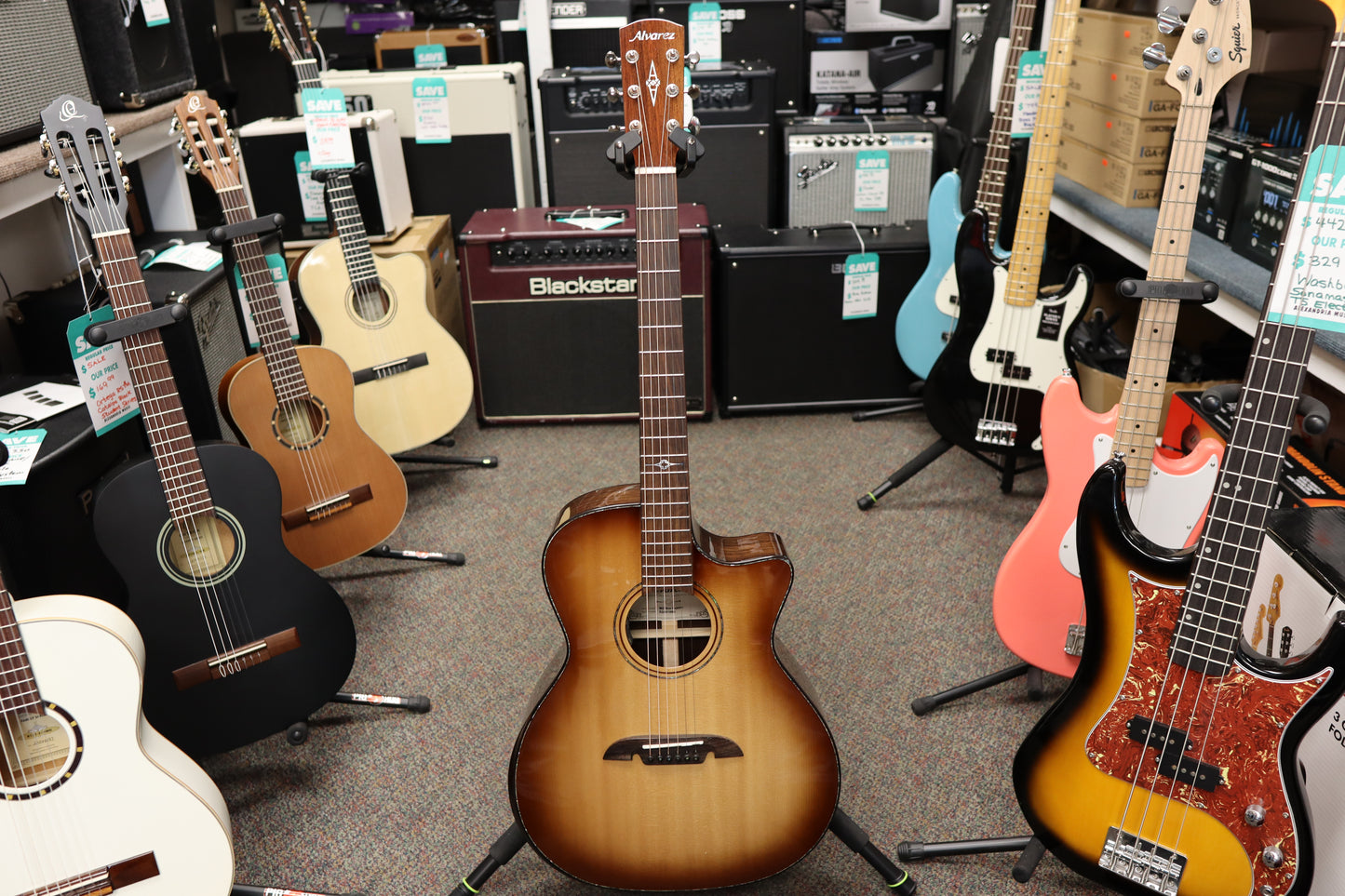 Alvarez Masterworks MG70ce Custom