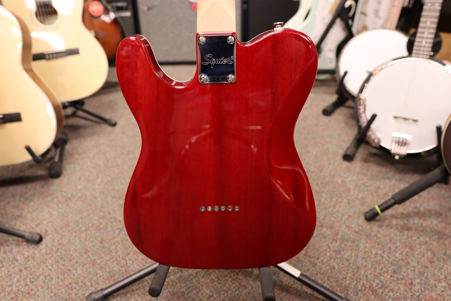 Squier Affinity Series® Telecaster® FMT SH, Laurel Fingerboard, White Pickguard, Crimson Red Transparent