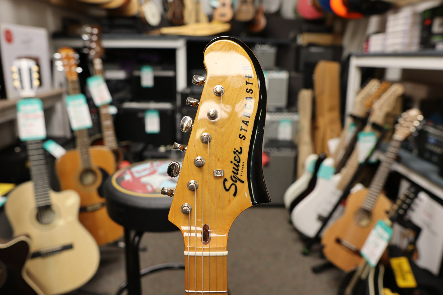 Squier Classic Vibe Starcaster®, Maple Fingerboard, Natural