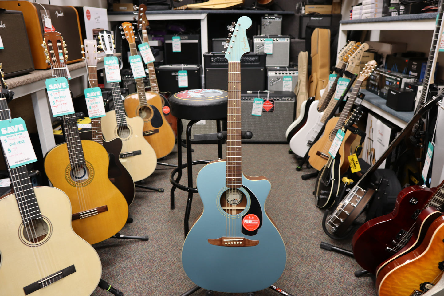 Fender Newporter Player, Walnut Fingerboard, Black Pickguard, Tidepool