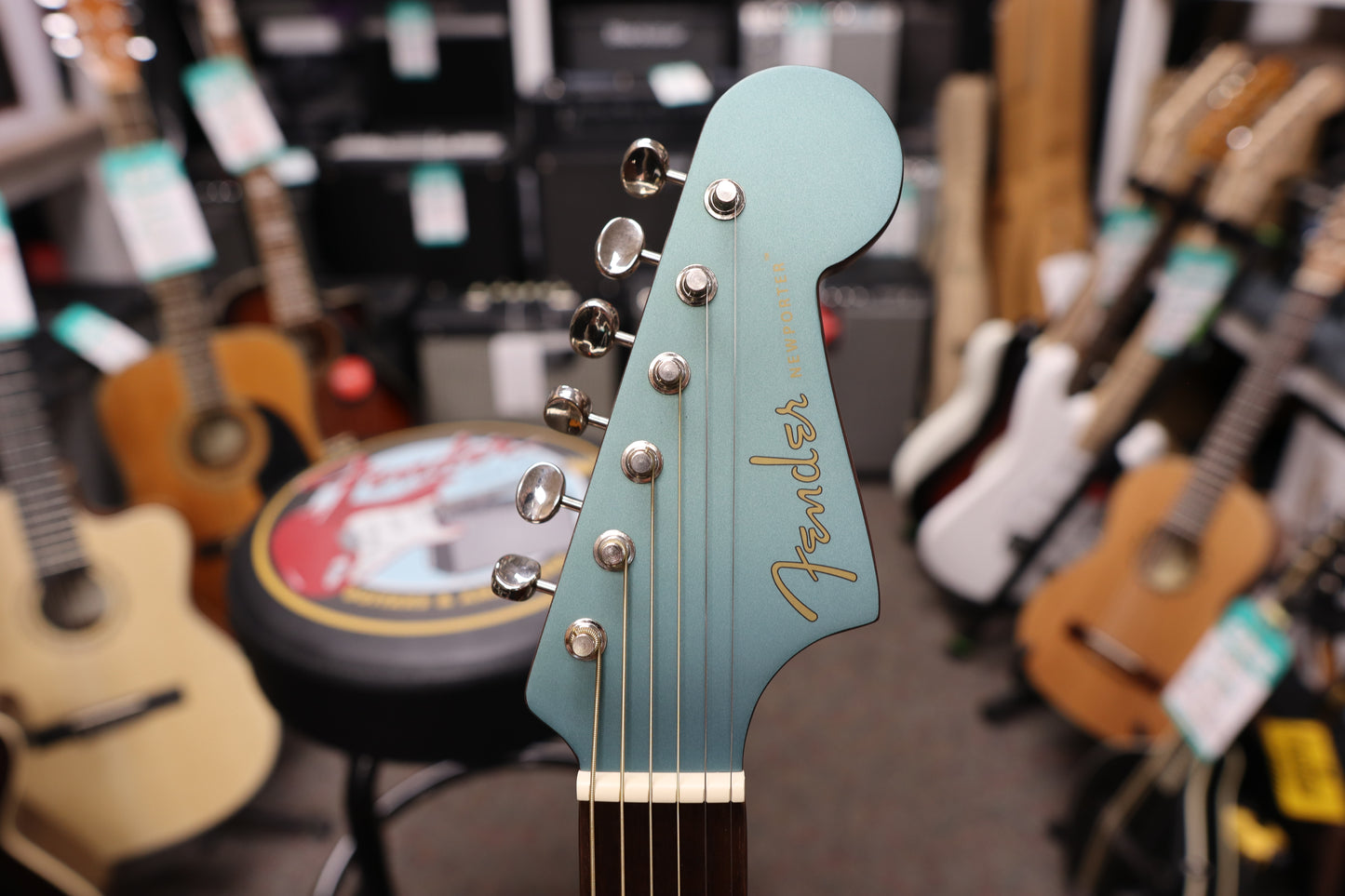 Fender Newporter Player, Walnut Fingerboard, Black Pickguard, Tidepool